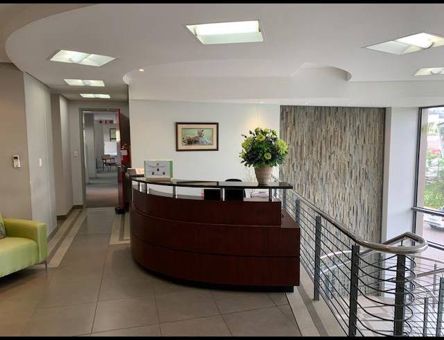 1,650M² OFFICE TO LET IN MAXMEAD
